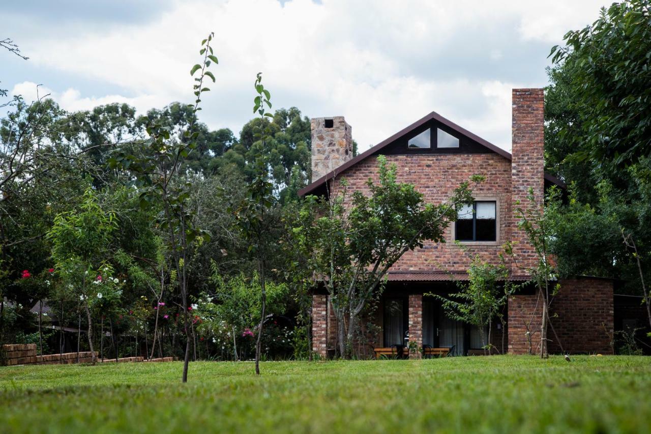 Tarry-Stone Cottages Dullstroom Εξωτερικό φωτογραφία